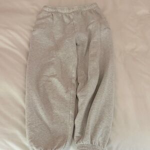 Aritzia Heather Gray Sweatpants
